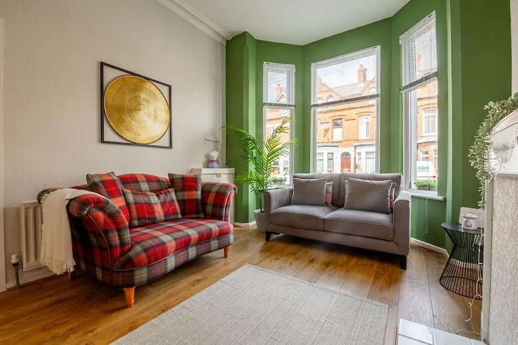 Home For Your Belfast Escape! 0*,  United Kingdom