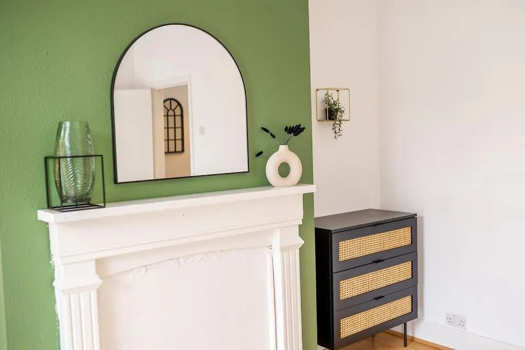 Home For Your Belfast Escape! Holiday home