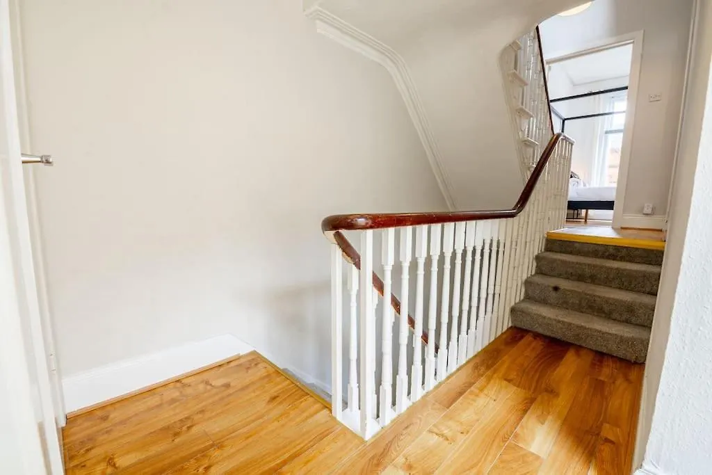 Home For Your Belfast Escape! Holiday home