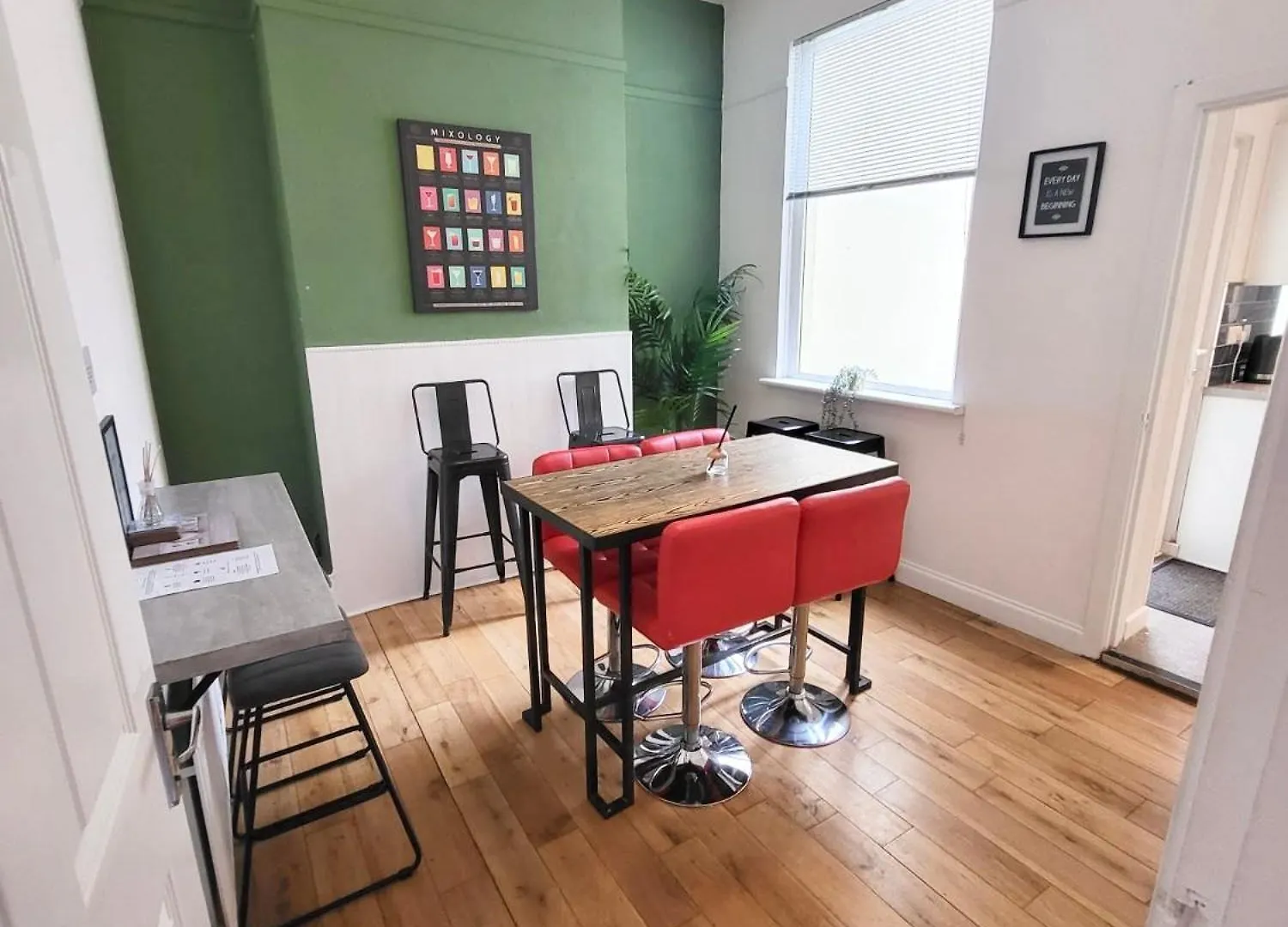 Home For Your Belfast Escape! 0*,  United Kingdom